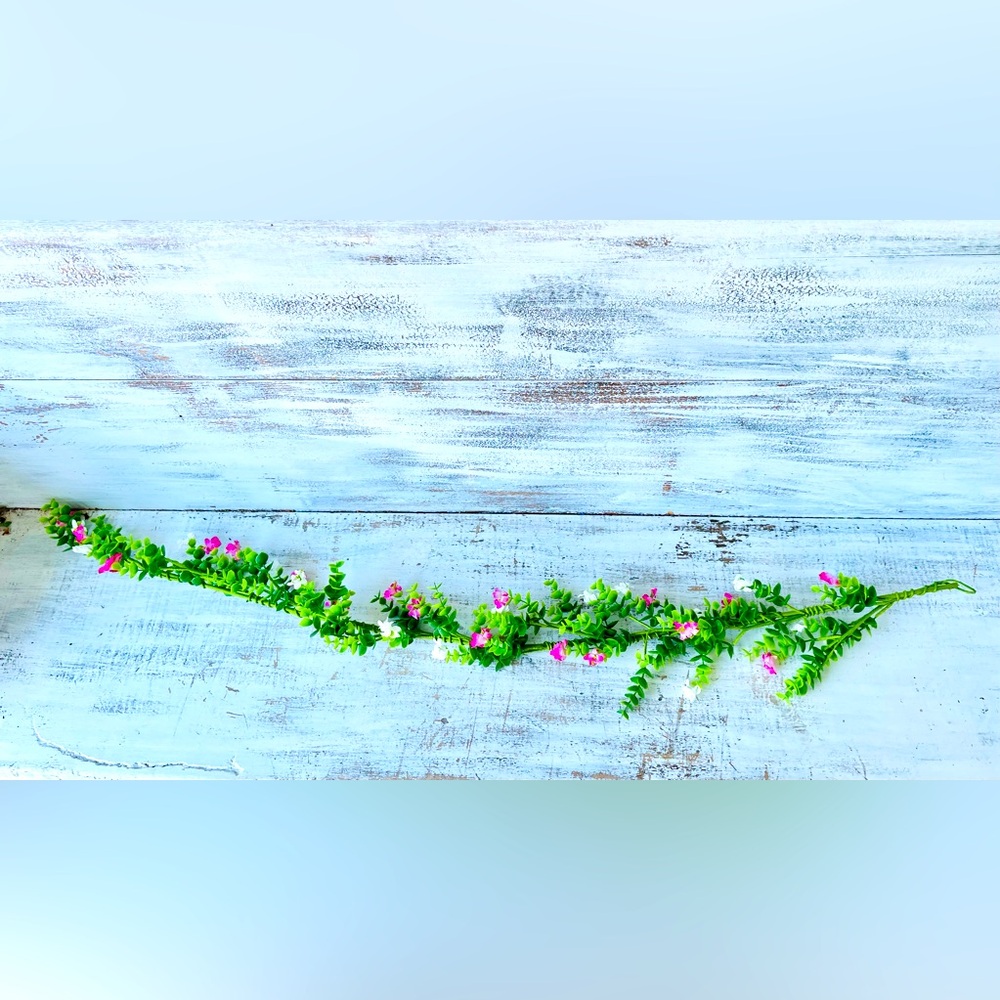 *Pink & White Wildflower Garland